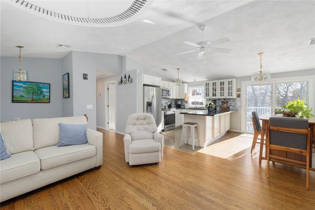 34 Silverwood Lane, West Warwick, RI 02893