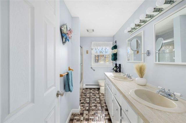 34 Silverwood Lane, West Warwick, RI 02893