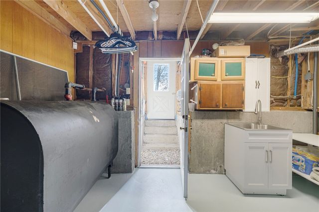 34 Silverwood Lane, West Warwick, RI 02893