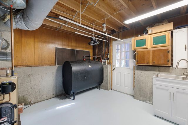 34 Silverwood Lane, West Warwick, RI 02893