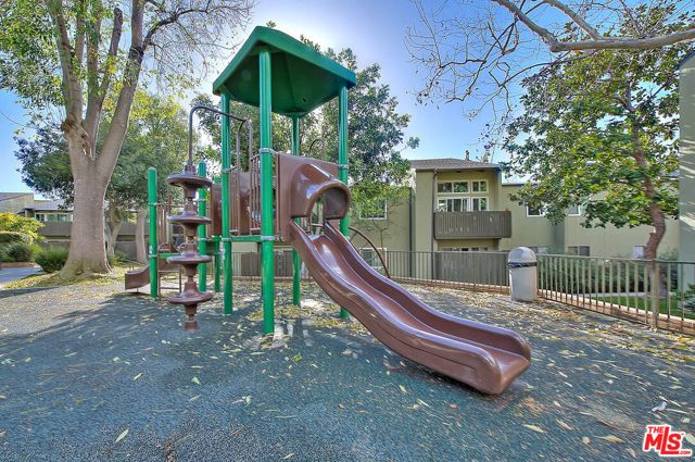 4822 Hollow Corner Road 177, Culver City, CA 90230