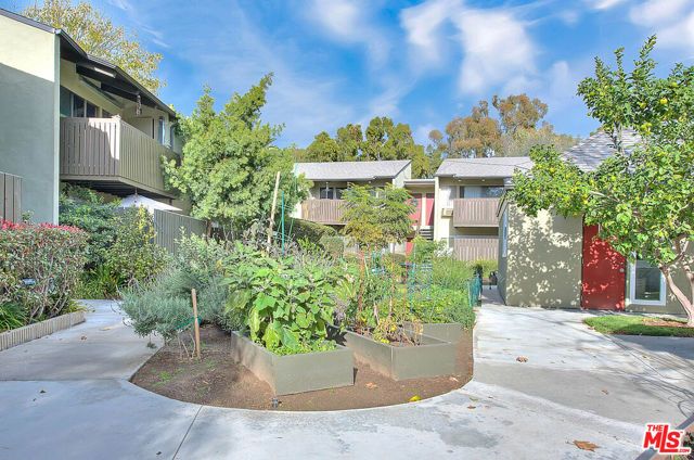 4822 Hollow Corner Road 177, Culver City, CA 90230
