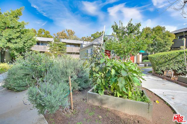 4822 Hollow Corner Road 177, Culver City, CA 90230