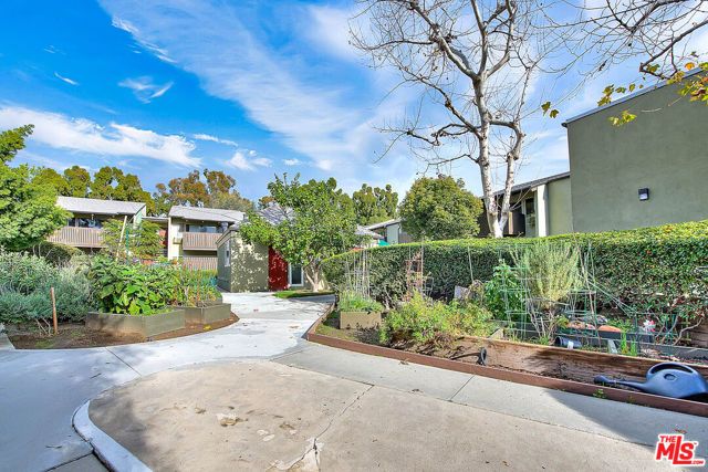 4822 Hollow Corner Road 177, Culver City, CA 90230