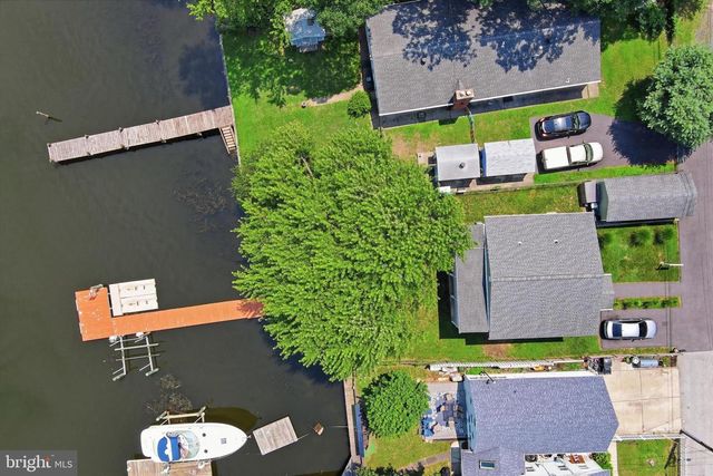 8612 SANDY PLAINS RD, Dundalk, MD 21222