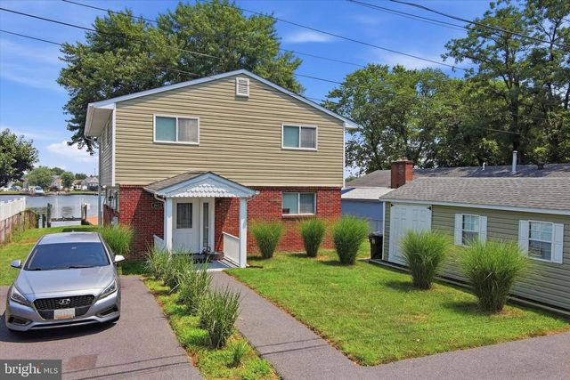 8612 SANDY PLAINS RD, Dundalk, MD 21222