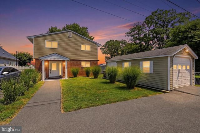 8612 SANDY PLAINS RD, Dundalk, MD 21222