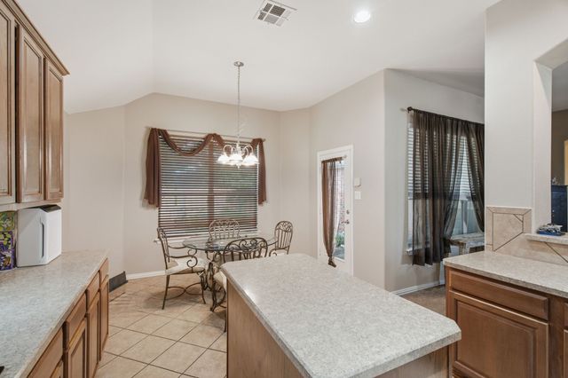 8100 Yucatan Court, Arlington, TX 76002