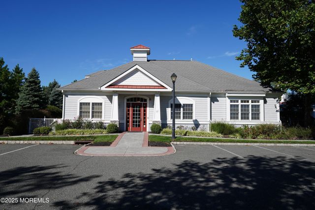 37 Golden Eye Lane, Port Monmouth, NJ 07758