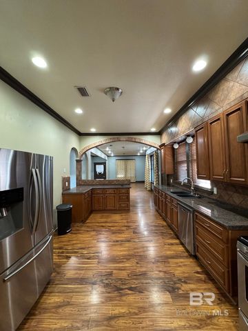 253 Cherokee Street, Mobile, AL 36606