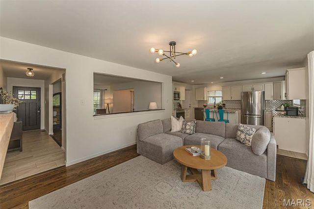 12380 Harundale Court, St Louis, MO 63146