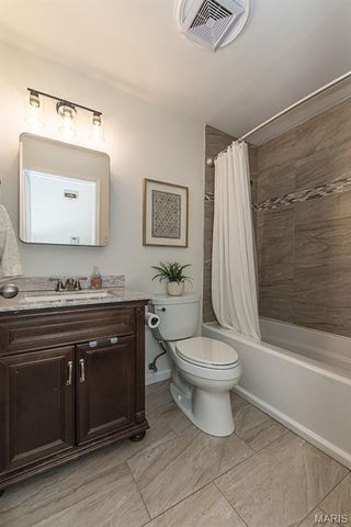 12380 Harundale Court, St Louis, MO 63146