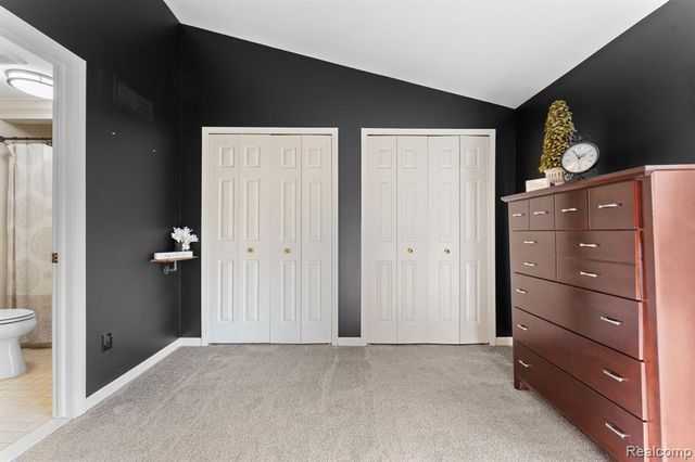 299 Wind Way Drive, Walled Lake, MI 48390