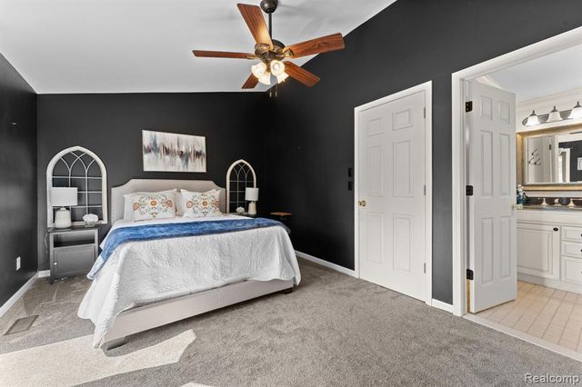 299 Wind Way Drive, Walled Lake, MI 48390