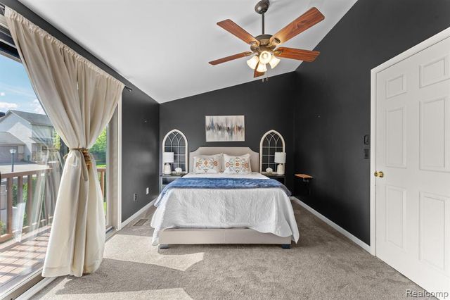 299 Wind Way Drive, Walled Lake, MI 48390