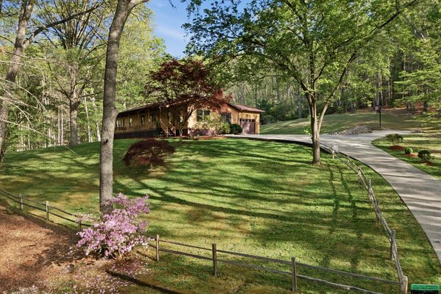 273 Cox Lane, Hayesville, NC 28904