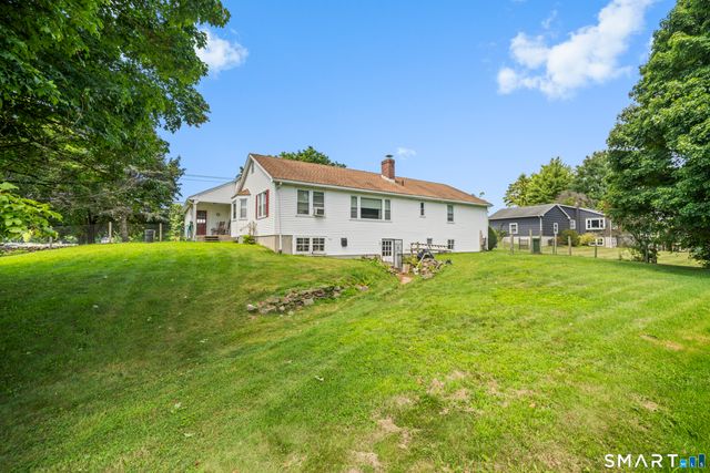 17 Pinney Road, Somers, CT 06071