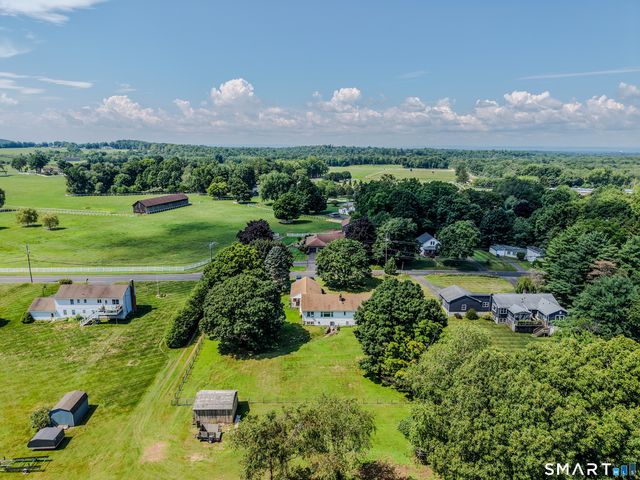 17 Pinney Road, Somers, CT 06071