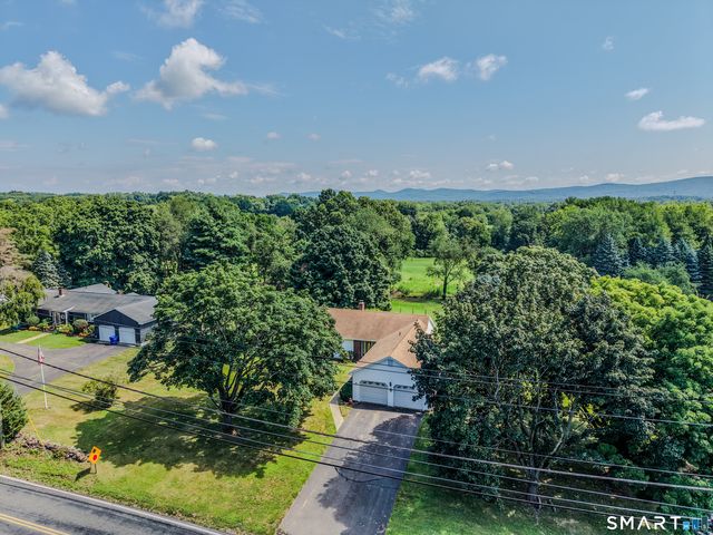 17 Pinney Road, Somers, CT 06071