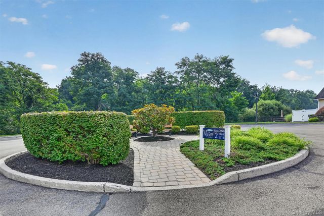 2202 Views Way, Pomona, NY 10970