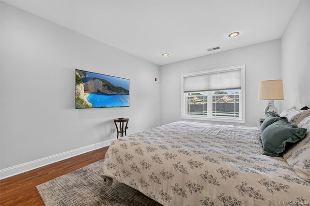 2202 Views Way, Pomona, NY 10970