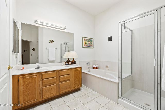 11901 N Labyrinth Drive, Oro Valley, AZ 85737