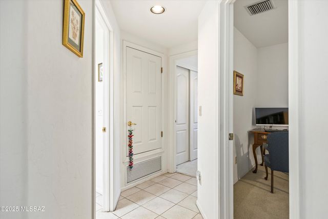 11901 N Labyrinth Drive, Oro Valley, AZ 85737