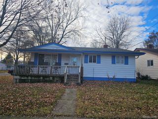 3601 Twilight Drive, Flint, MI 48506