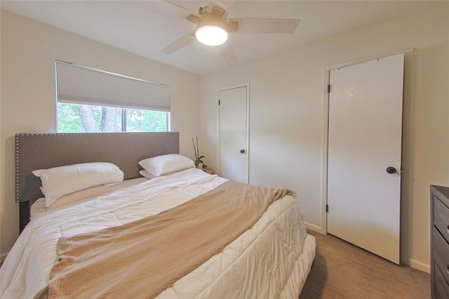 6908 Pondsdale LN, Austin, TX 78724