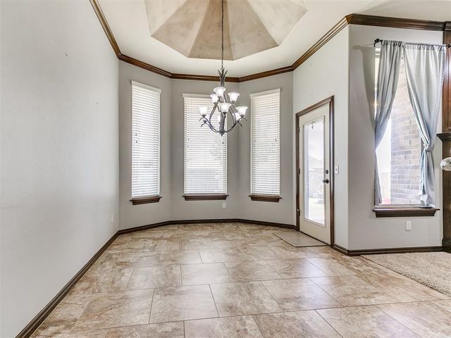 12824 NW 6th Street, Yukon, OK 73099