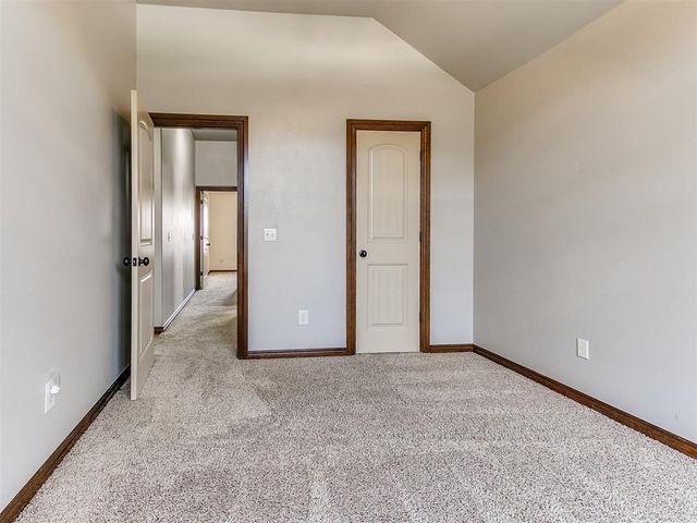 12824 NW 6th Street, Yukon, OK 73099