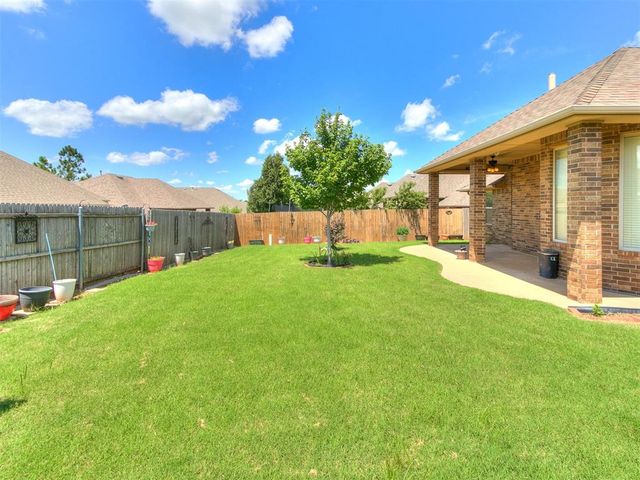 12824 NW 6th Street, Yukon, OK 73099