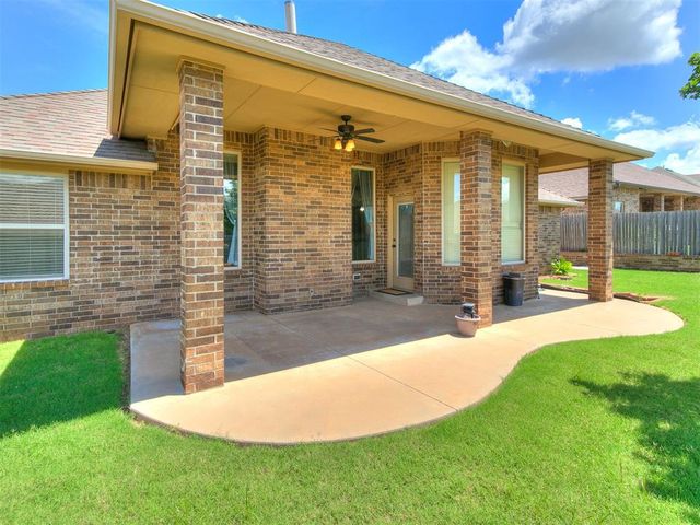12824 NW 6th Street, Yukon, OK 73099