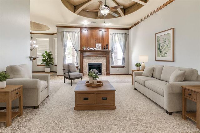 12824 NW 6th Street, Yukon, OK 73099