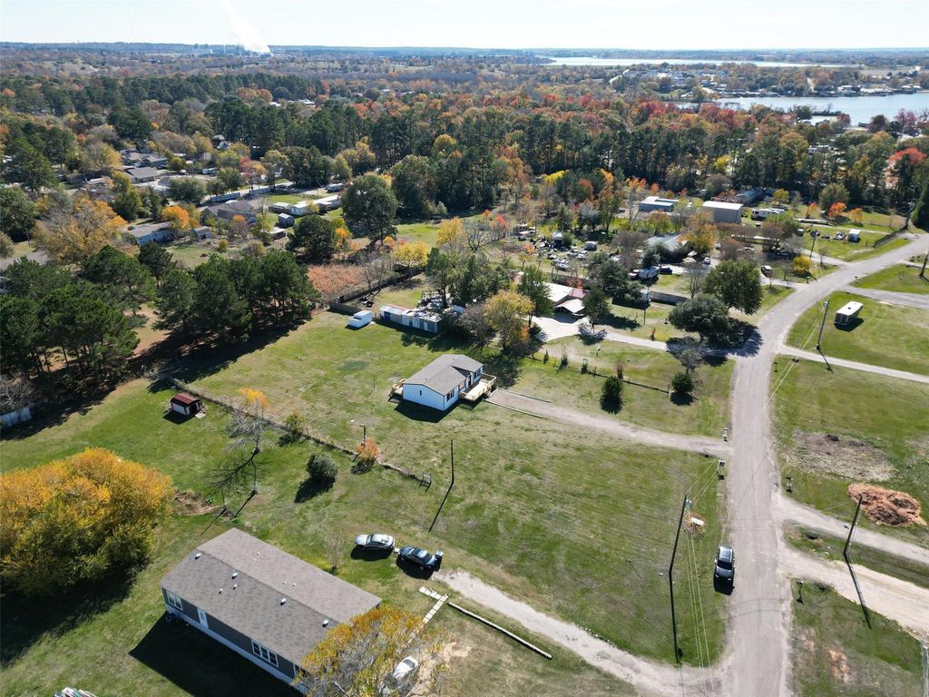 15236 Heavenly Acres Drive, Willis, TX 77318