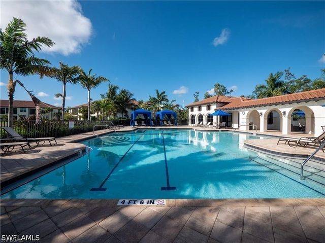 15197 Butler Lake DR 102, Naples, FL 34109