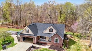 306 Bluegill Lane, Statesville, NC 28625