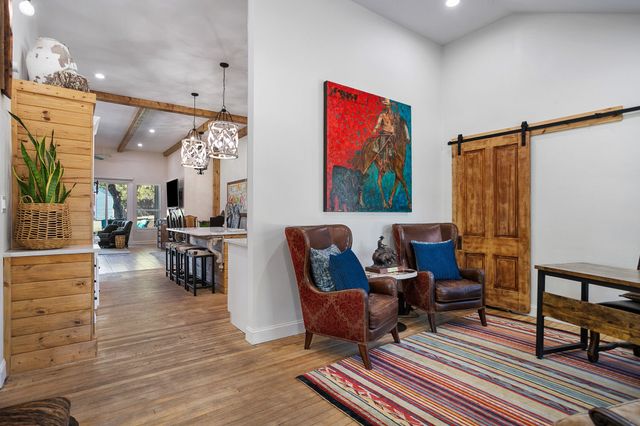 904 S Brazos Street, Weatherford, TX 76086