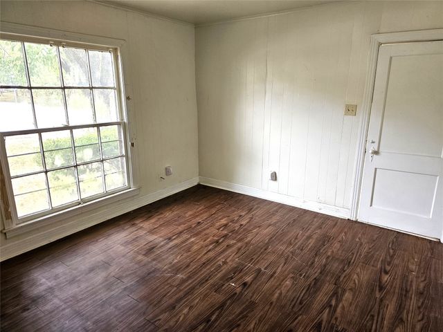 2503 Stanford Street, Greenville, TX 75401
