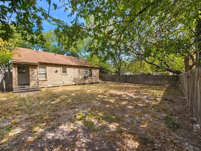 2503 Stanford Street, Greenville, TX 75401