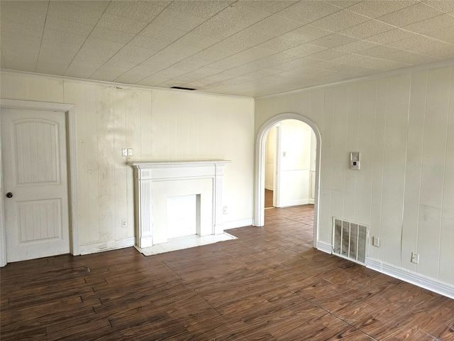 2503 Stanford Street, Greenville, TX 75401