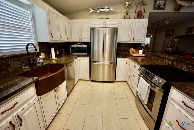 14th Olive Street, Port O'connor, TX 77982