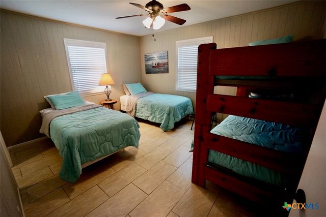 14th Olive Street, Port O'connor, TX 77982