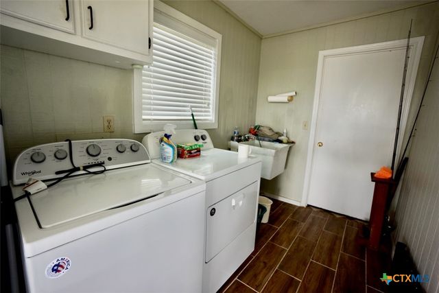 14th Olive Street, Port O'connor, TX 77982