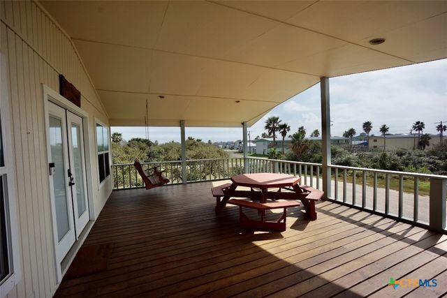 14th Olive Street, Port O'connor, TX 77982