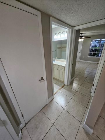 1908 LAKE ATRIUMS CIRCLE 15, Orlando, FL 32839