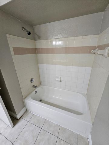1908 LAKE ATRIUMS CIRCLE 15, Orlando, FL 32839
