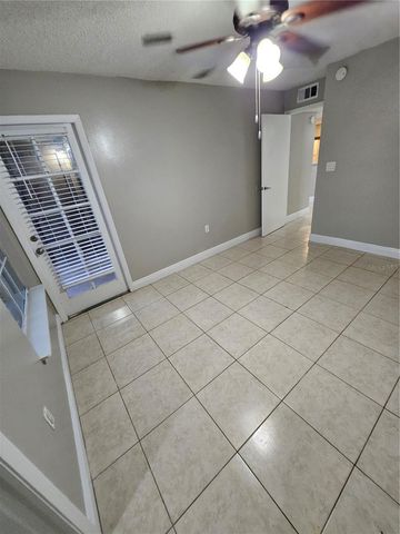 1908 LAKE ATRIUMS CIRCLE 15, Orlando, FL 32839