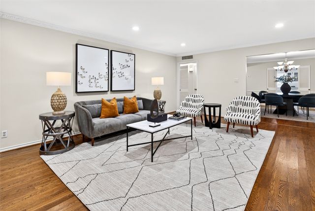 6234 Bandera Street C, Dallas, TX 75225