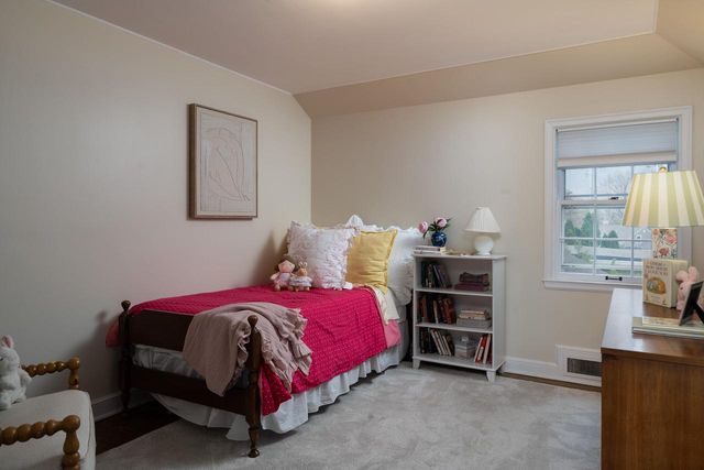 9727 Harding BOULEVARD, Milwaukee, WI 53226